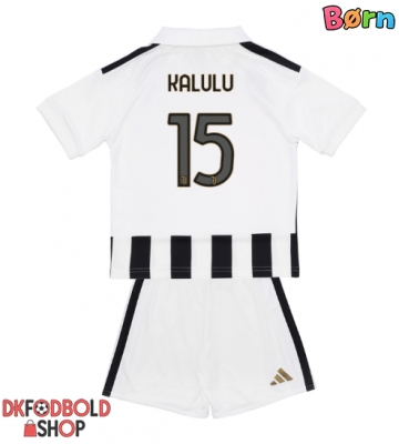 Juventus Pierre Kalulu #15 Hjemmebanesæt Børn 2026-27 Kort ærmer (+ korte bukser)